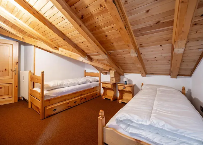 Cesa Monti Pallidi 1 * Canazei